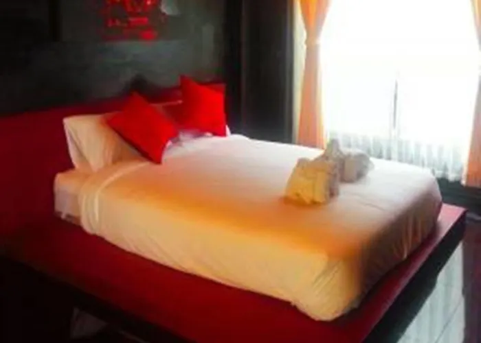 Ashcarya Boutique Hotel Ban Bo (Ratchaburi)