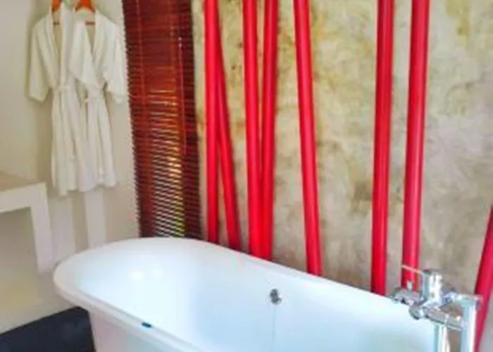 Hotel Ashcarya Boutique 4*